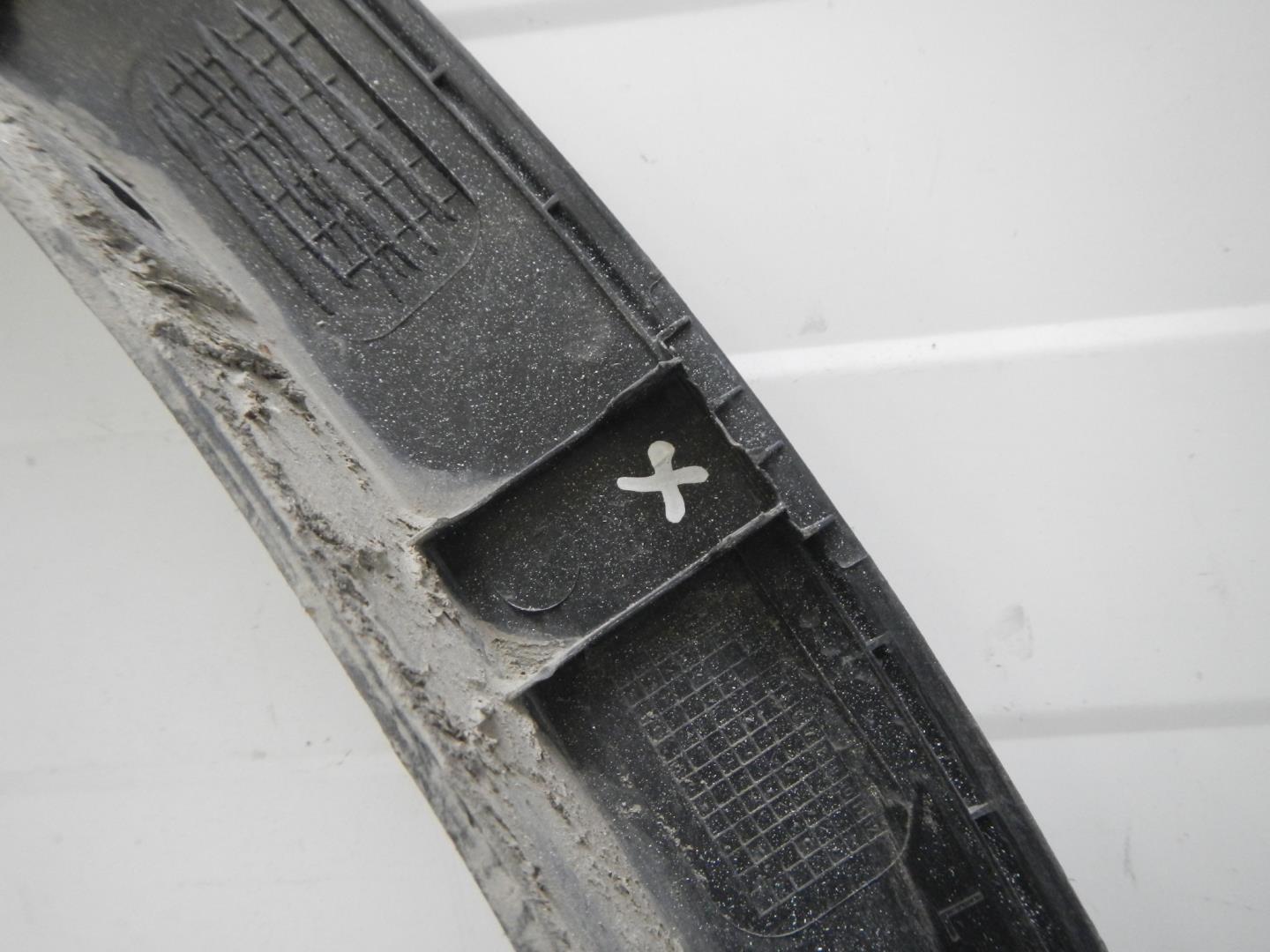 Накладка на крыло