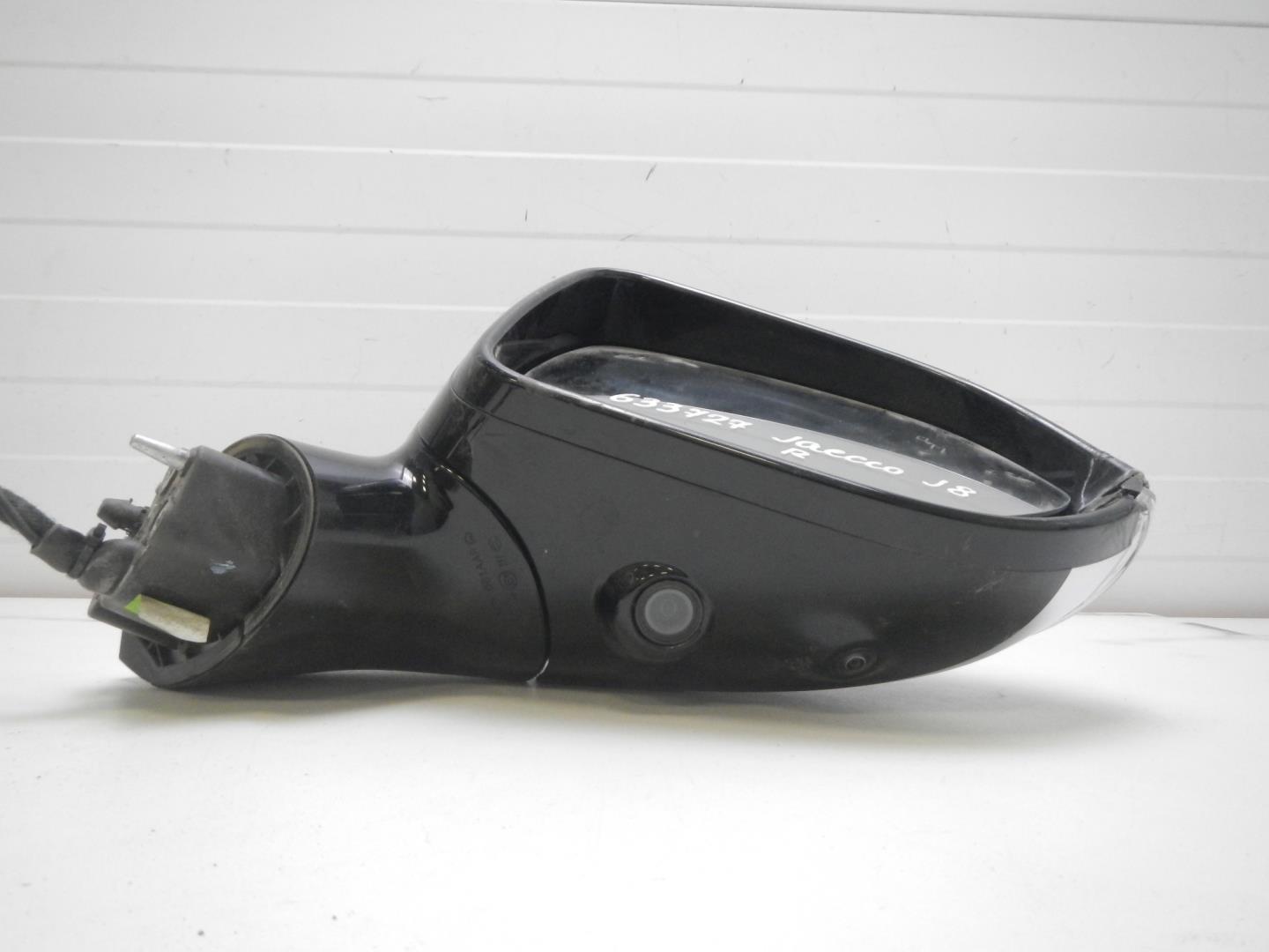 Зеркало правое электрическое