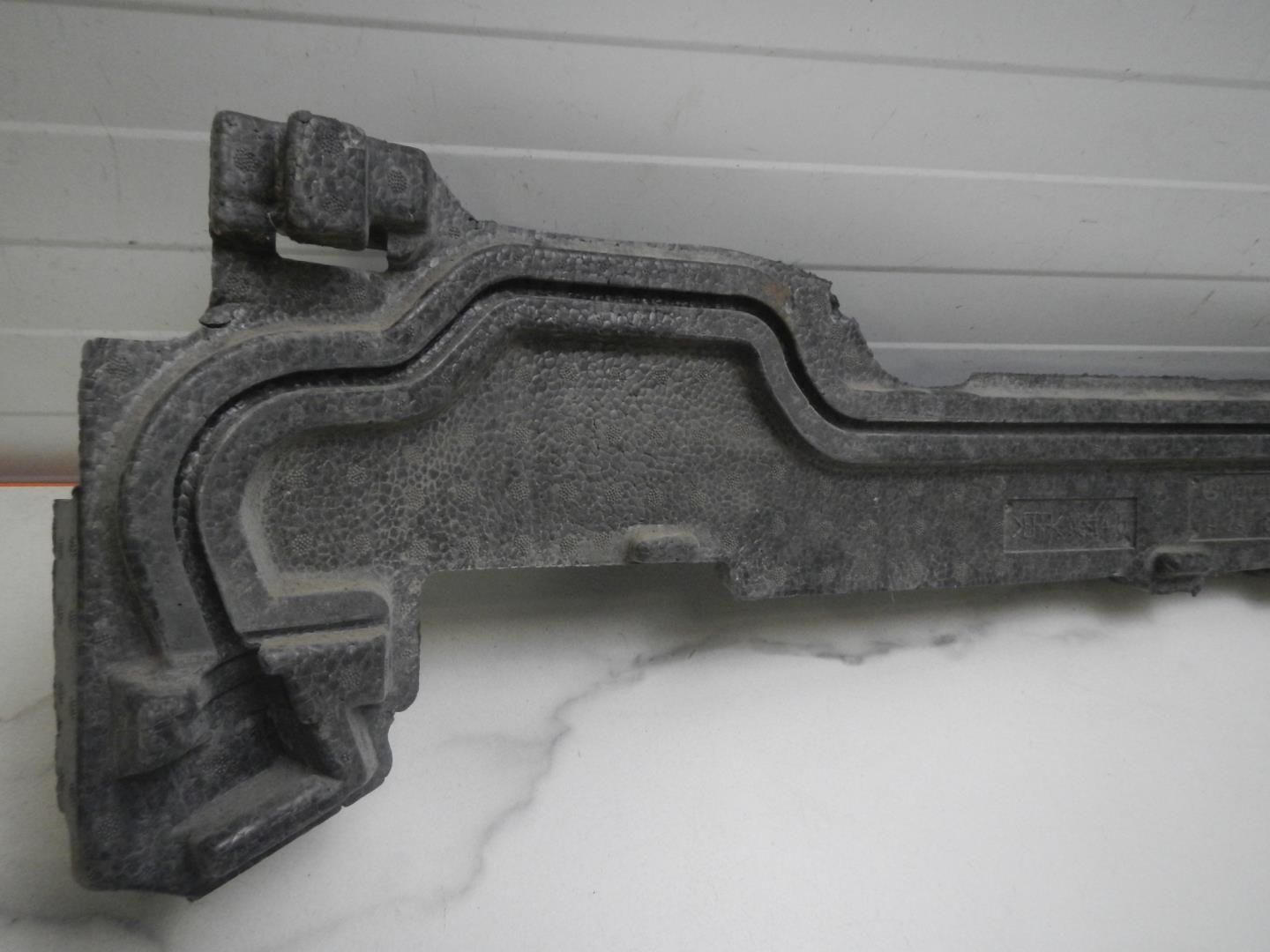 Наполнитель переднего бампера