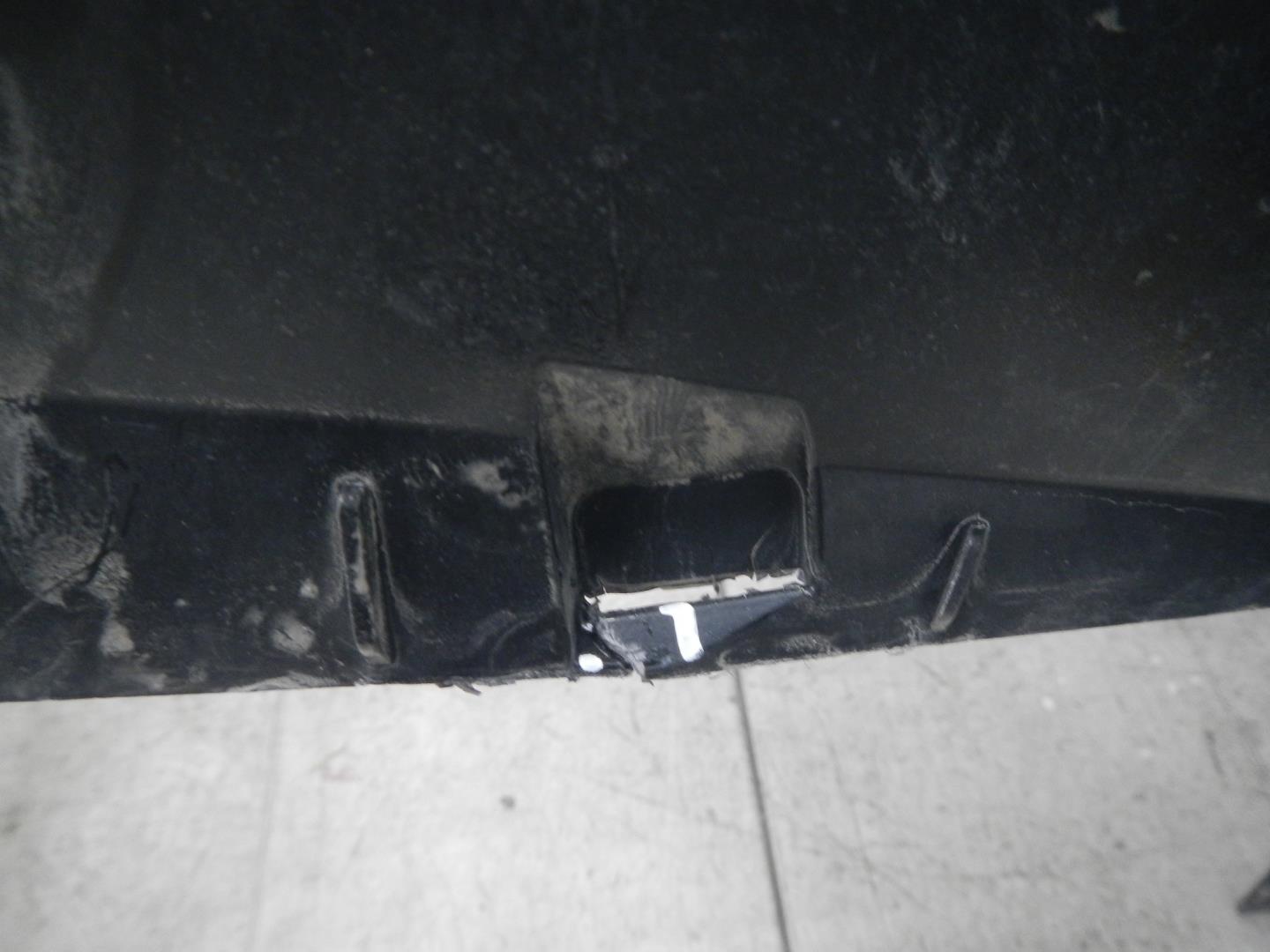 Бампер задний