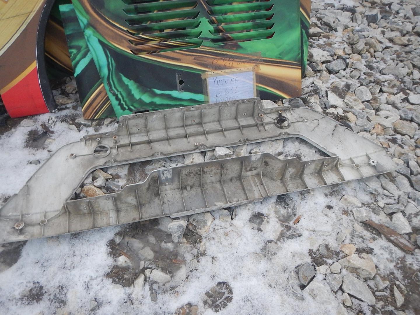 Бампер передний