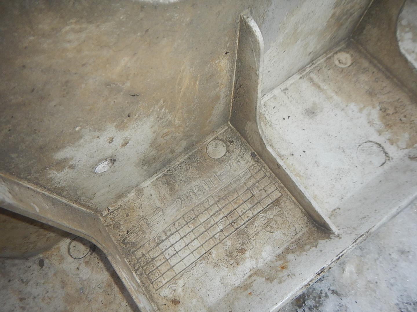 Бампер передний