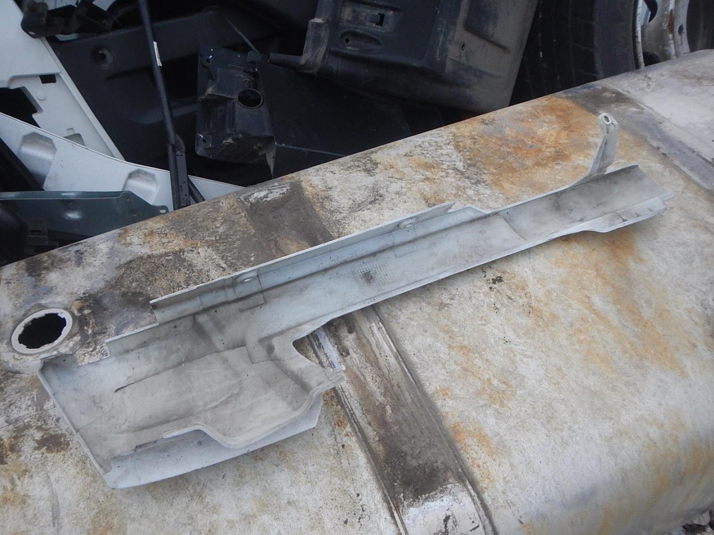 Накладка (кузов наружные)