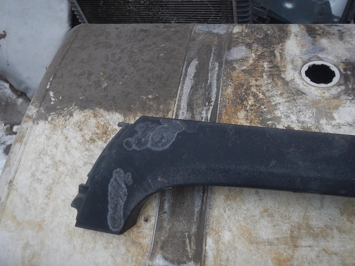 Молдинг лобового стекла