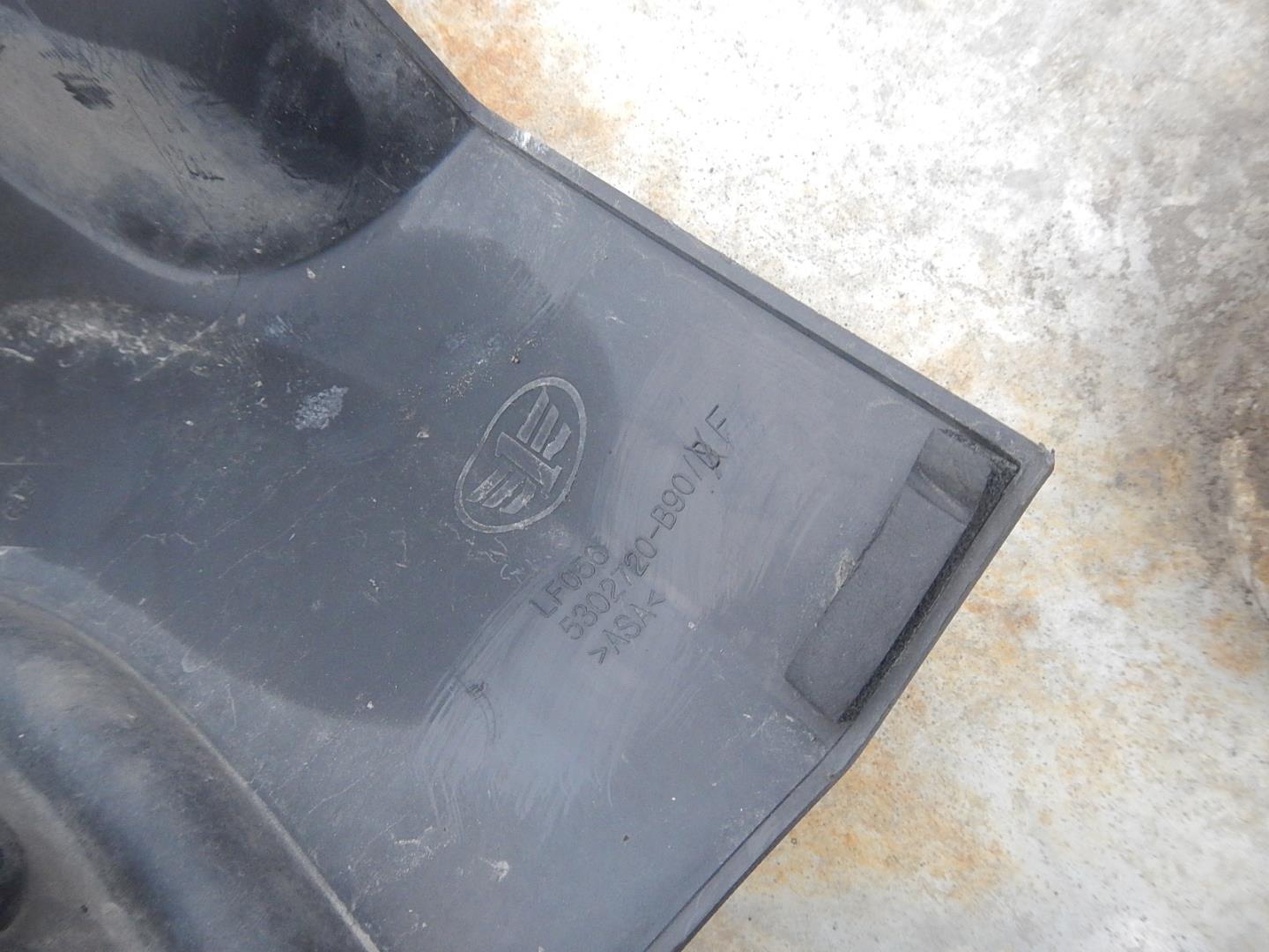 Молдинг лобового стекла