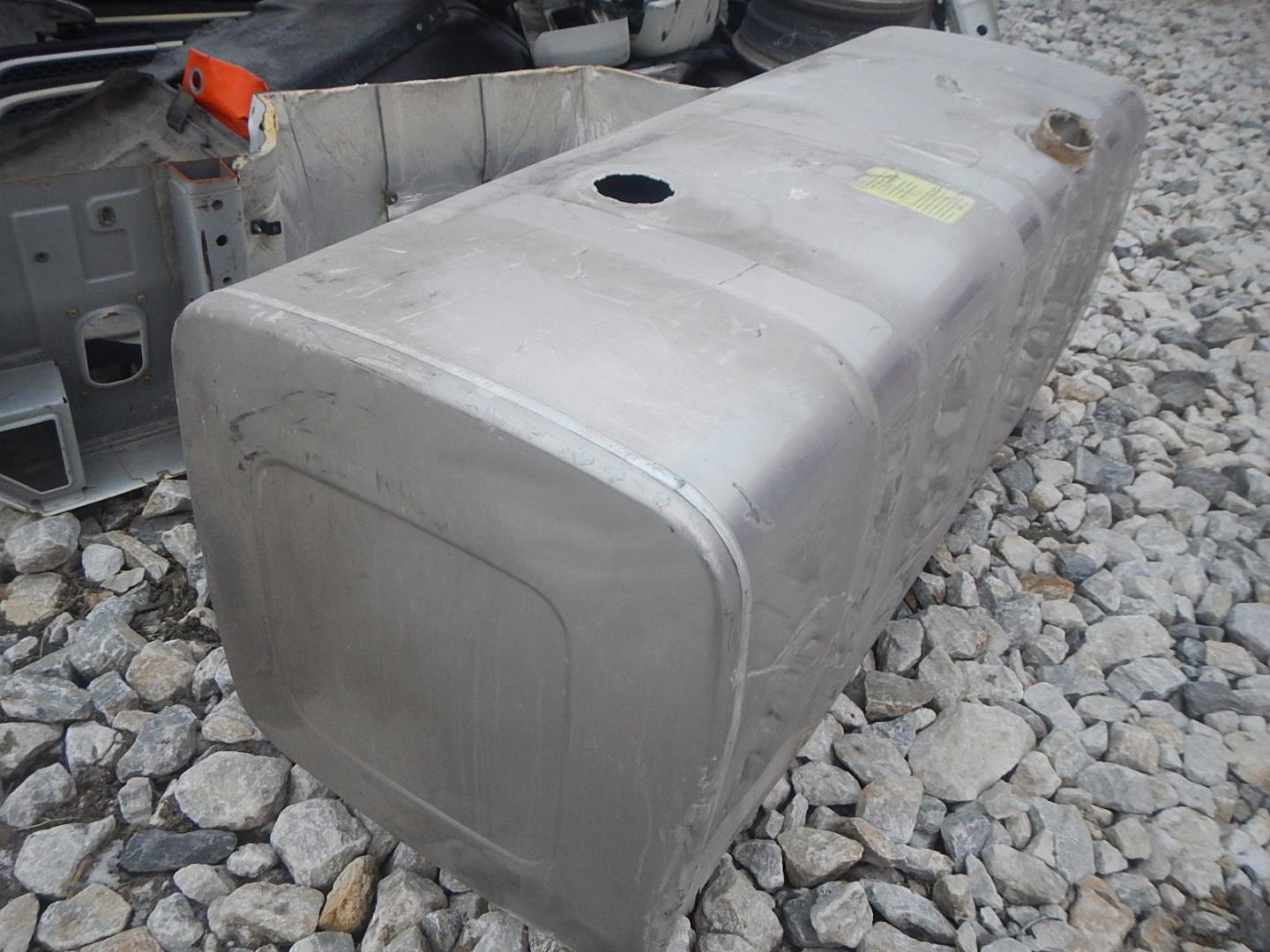 Бак топливный