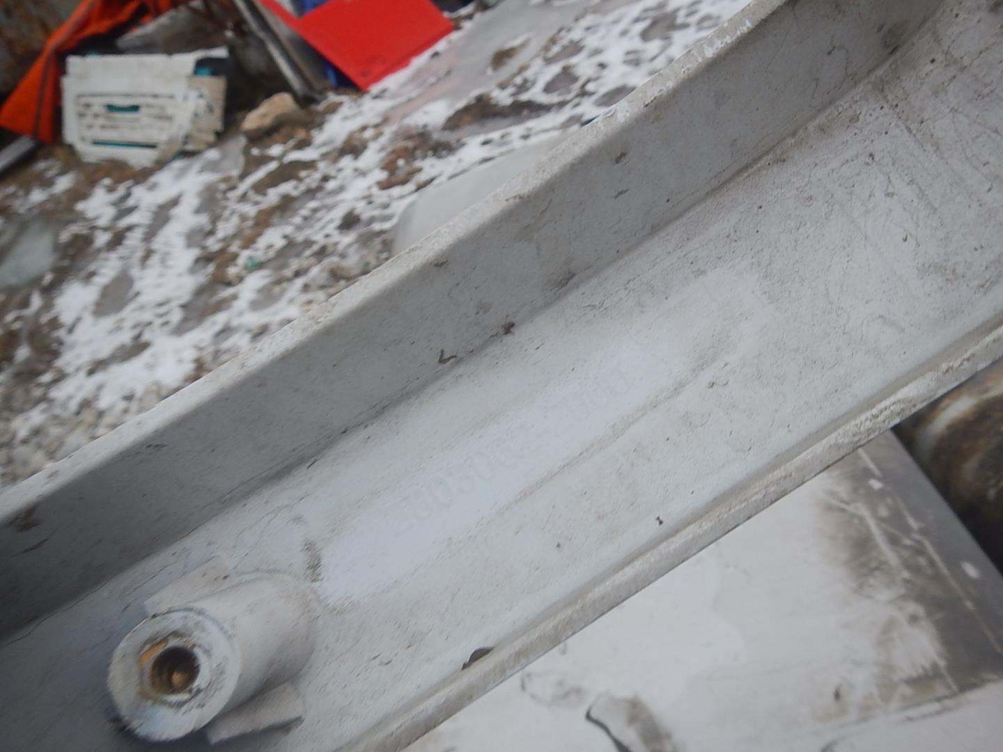 Накладка переднего бампера правая