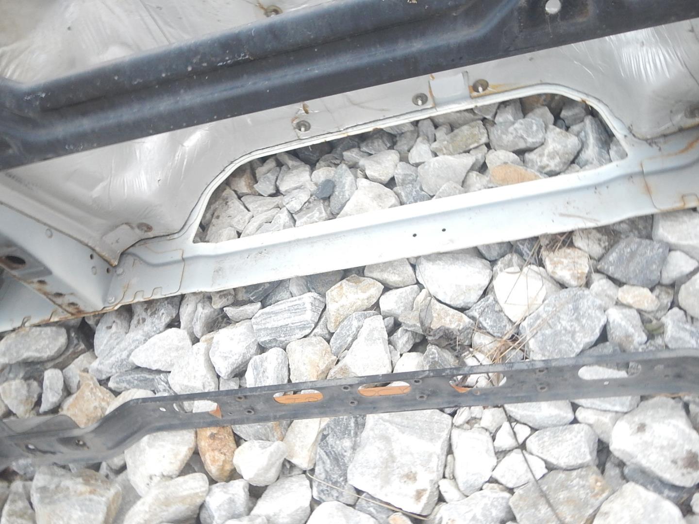 Усилитель переднего бампера