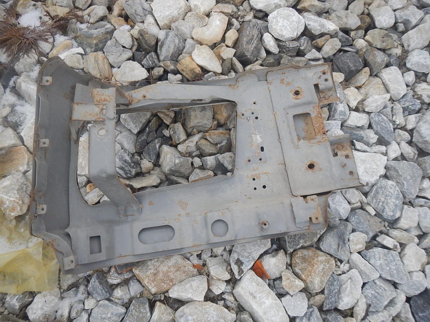 Бампер передний