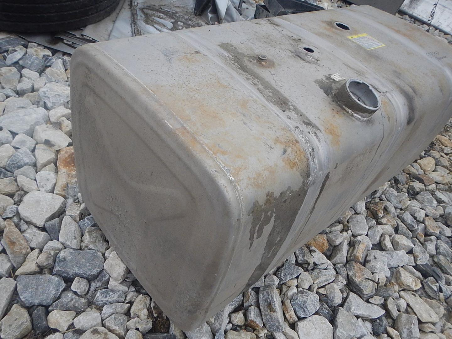 Бак топливный