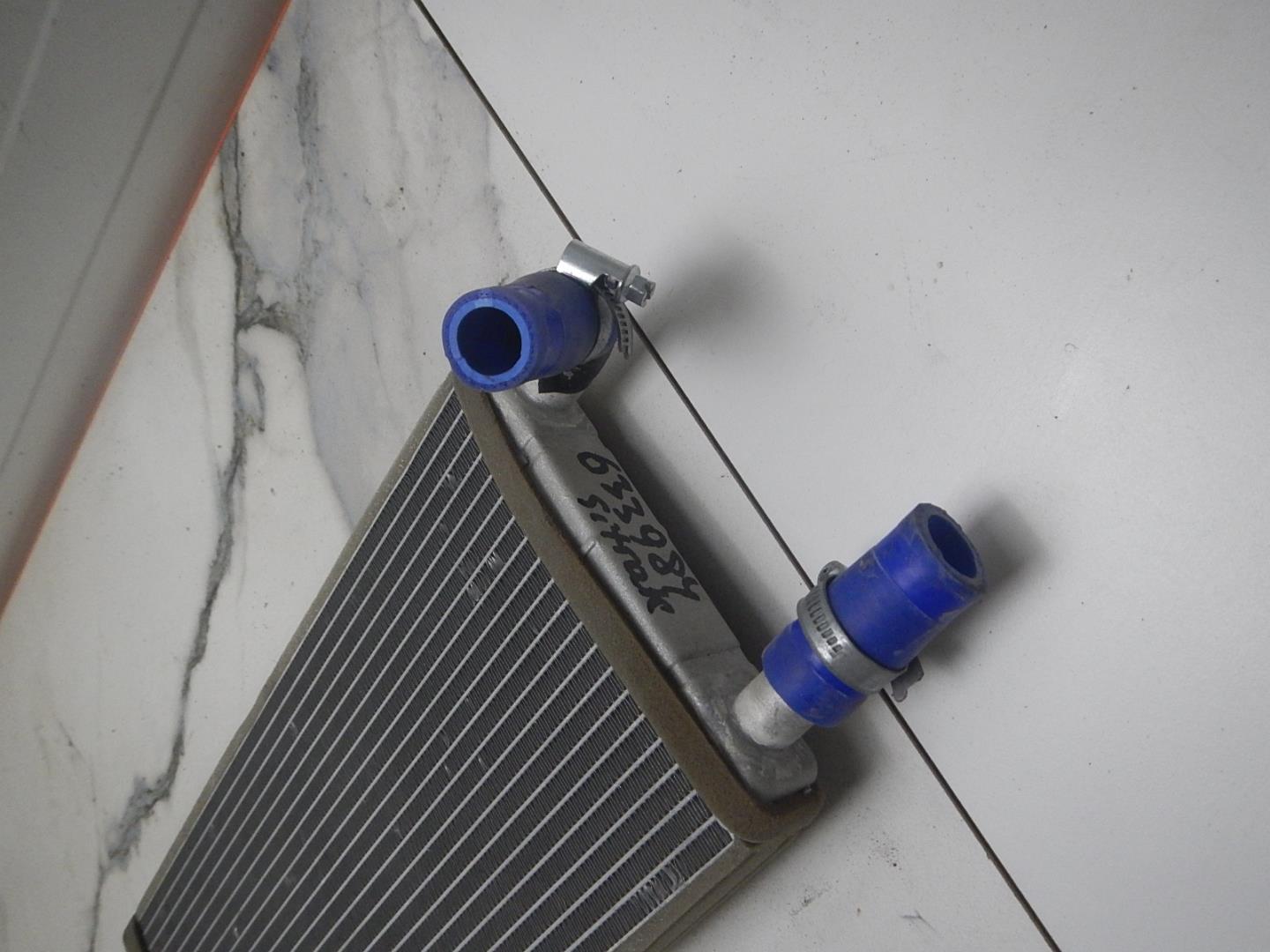 Радиатор отопителя