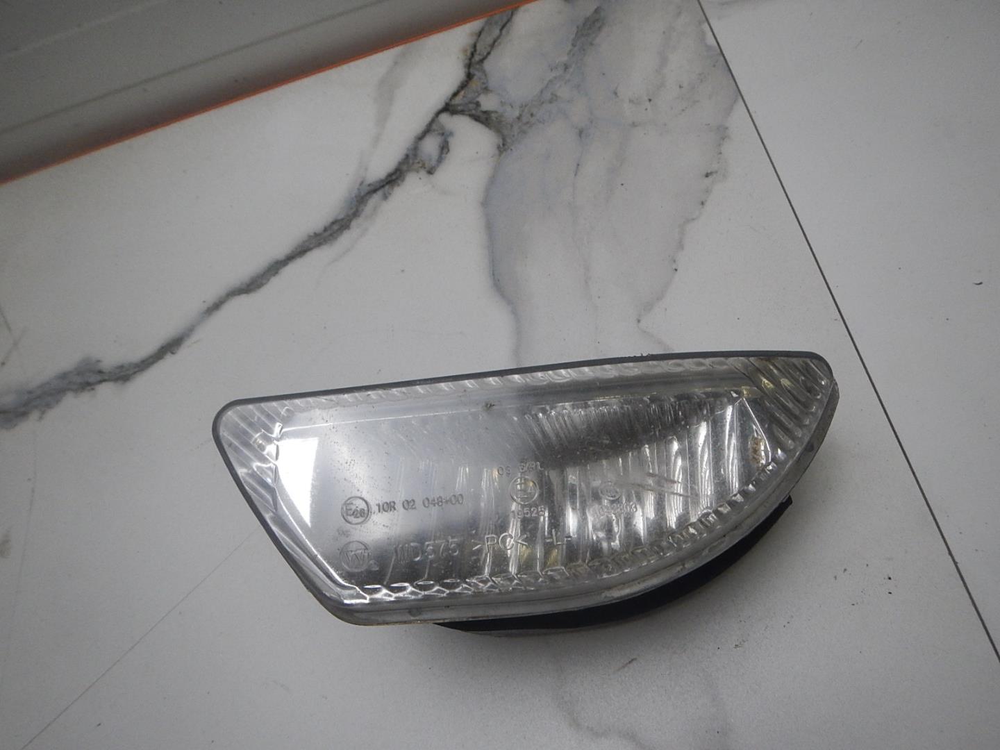 Фара противотуманная левая