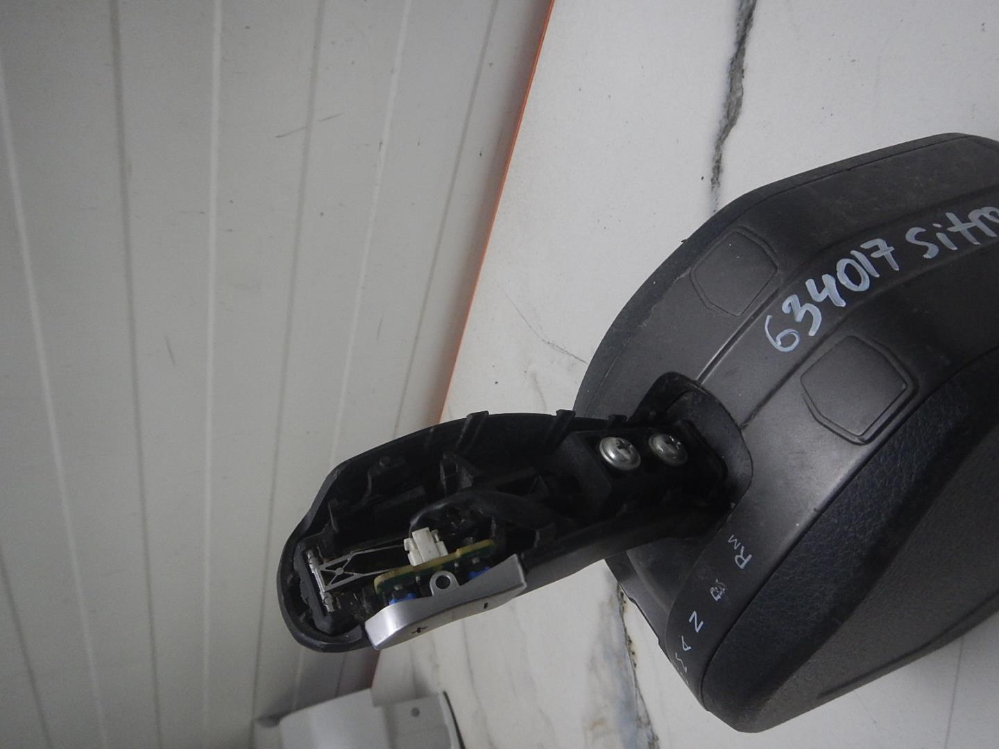 Кулиса МКПП / АКПП