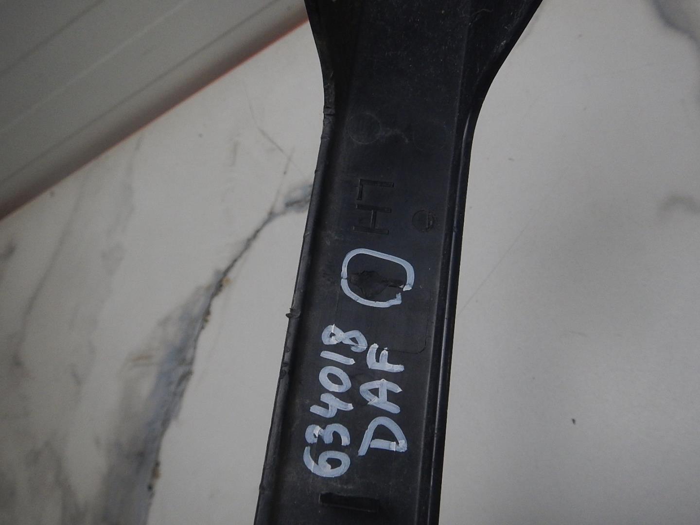 Накладка (кузов наружные)