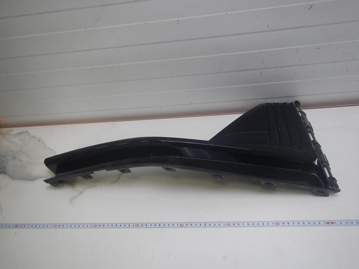 Решетка в бампер левая