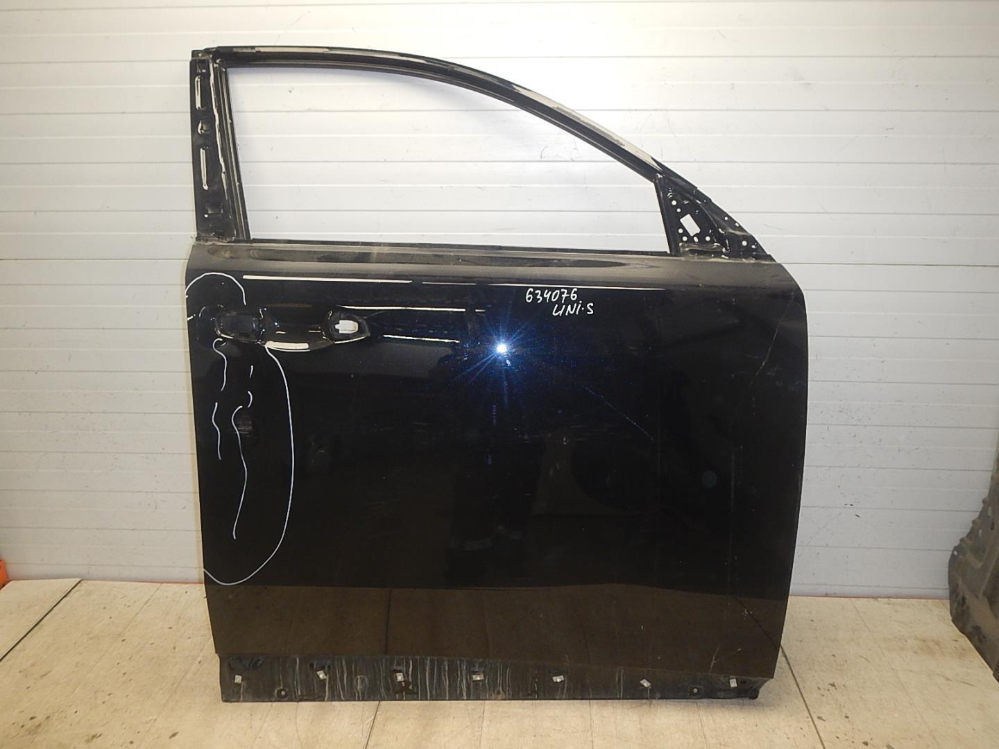 Дверь передняя правая