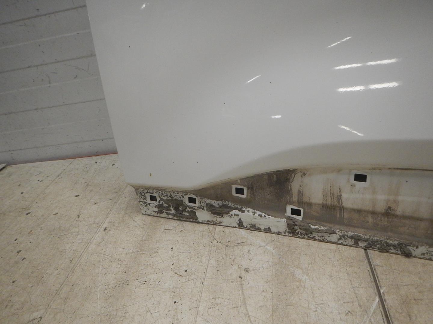 Дверь передняя левая