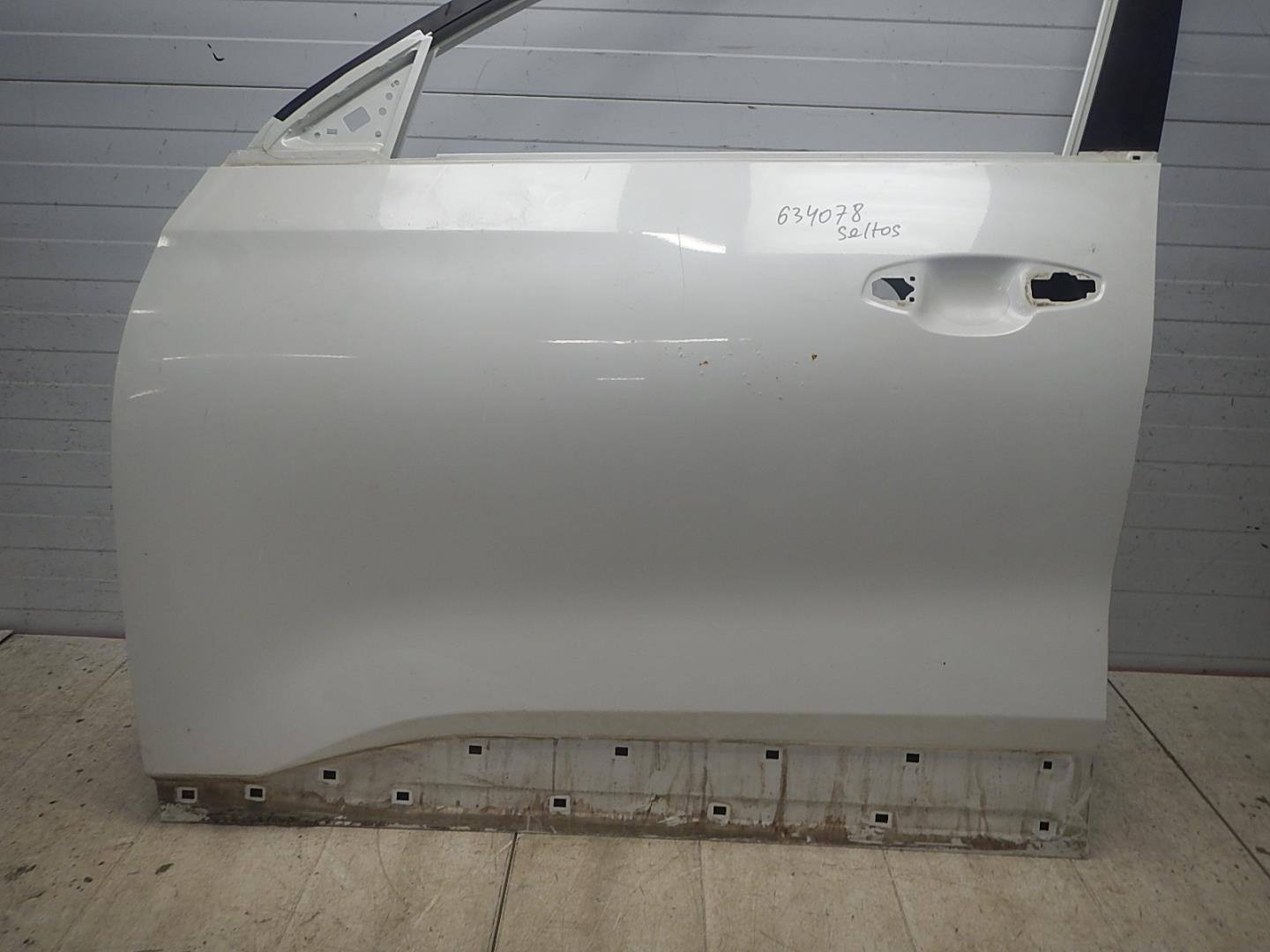 Дверь передняя левая