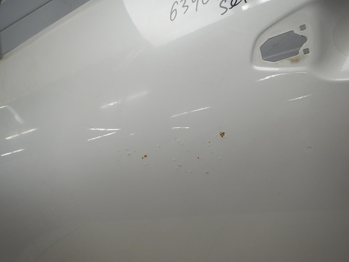 Дверь передняя левая