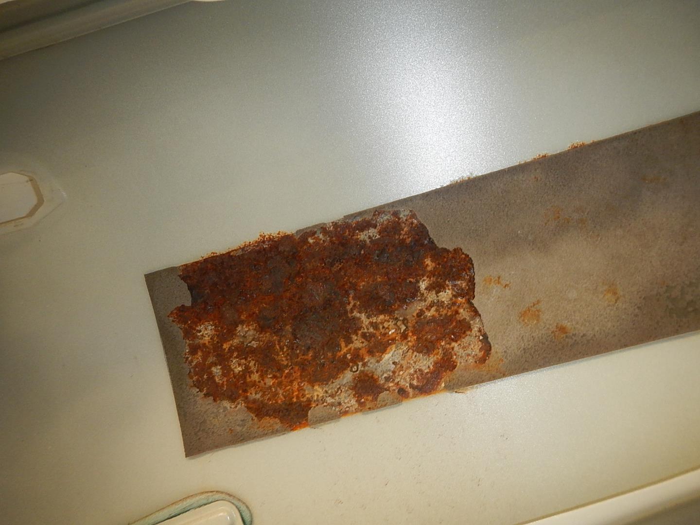 Дверь передняя левая