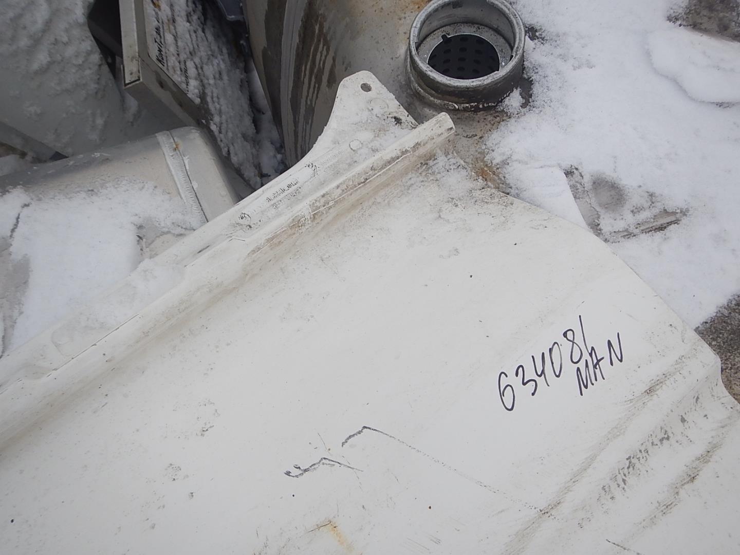 Накладка двери передней правой