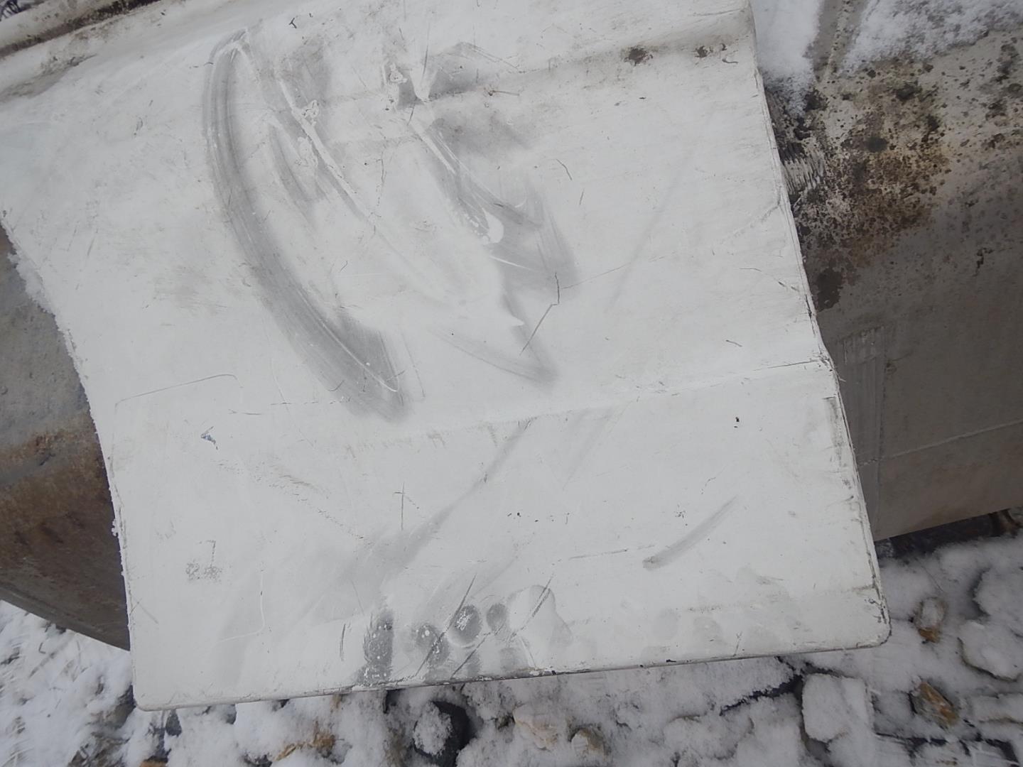 Накладка двери передней правой