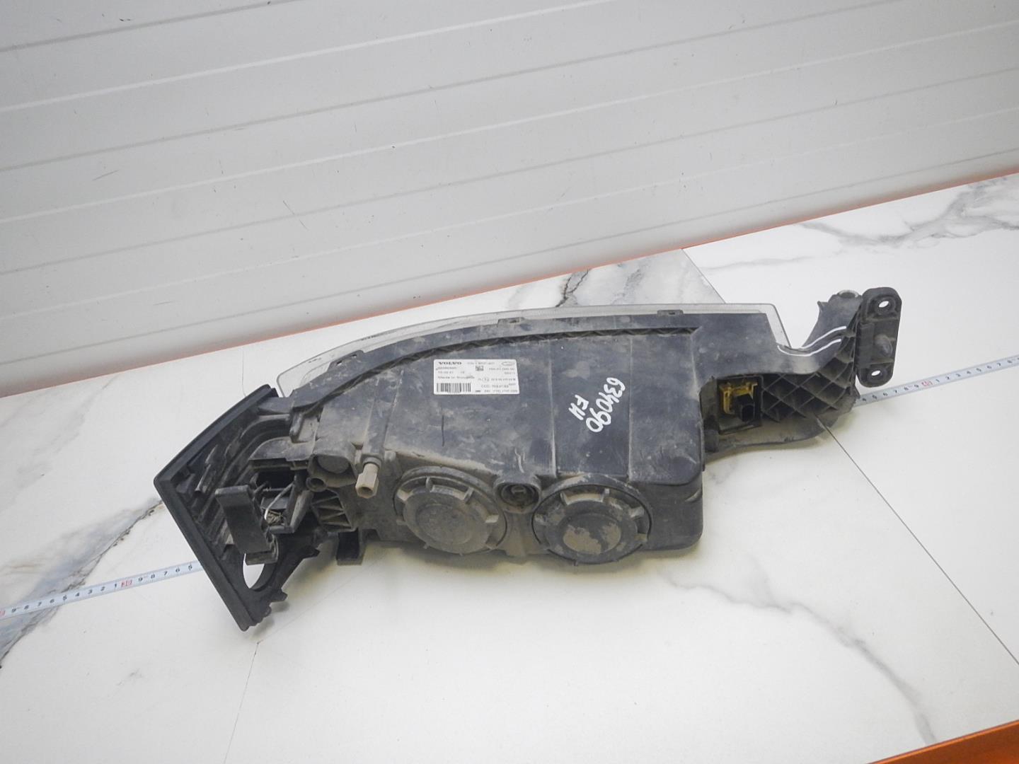 Фара противотуманная левая