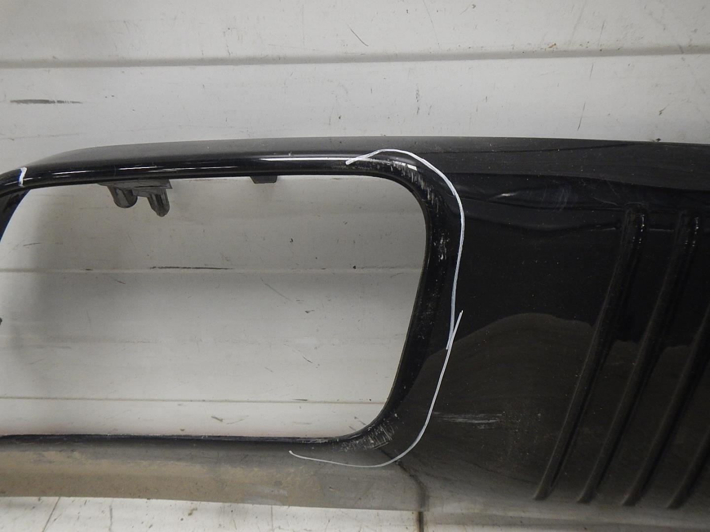 Накладка заднего бампера левая