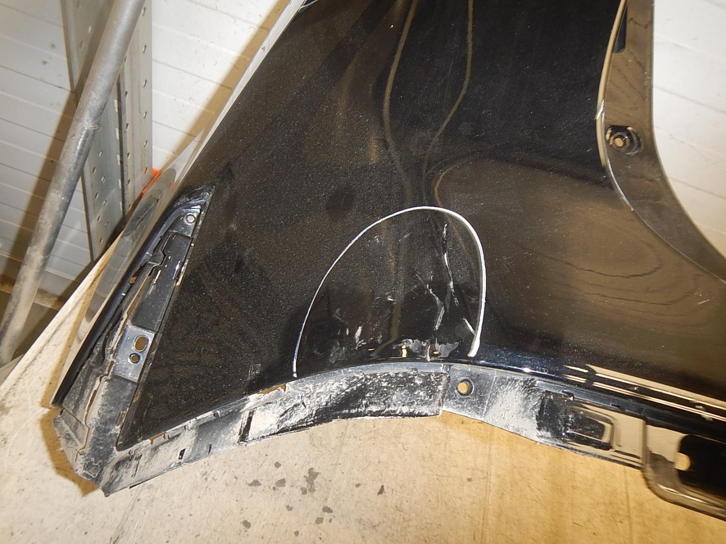 Бампер задний