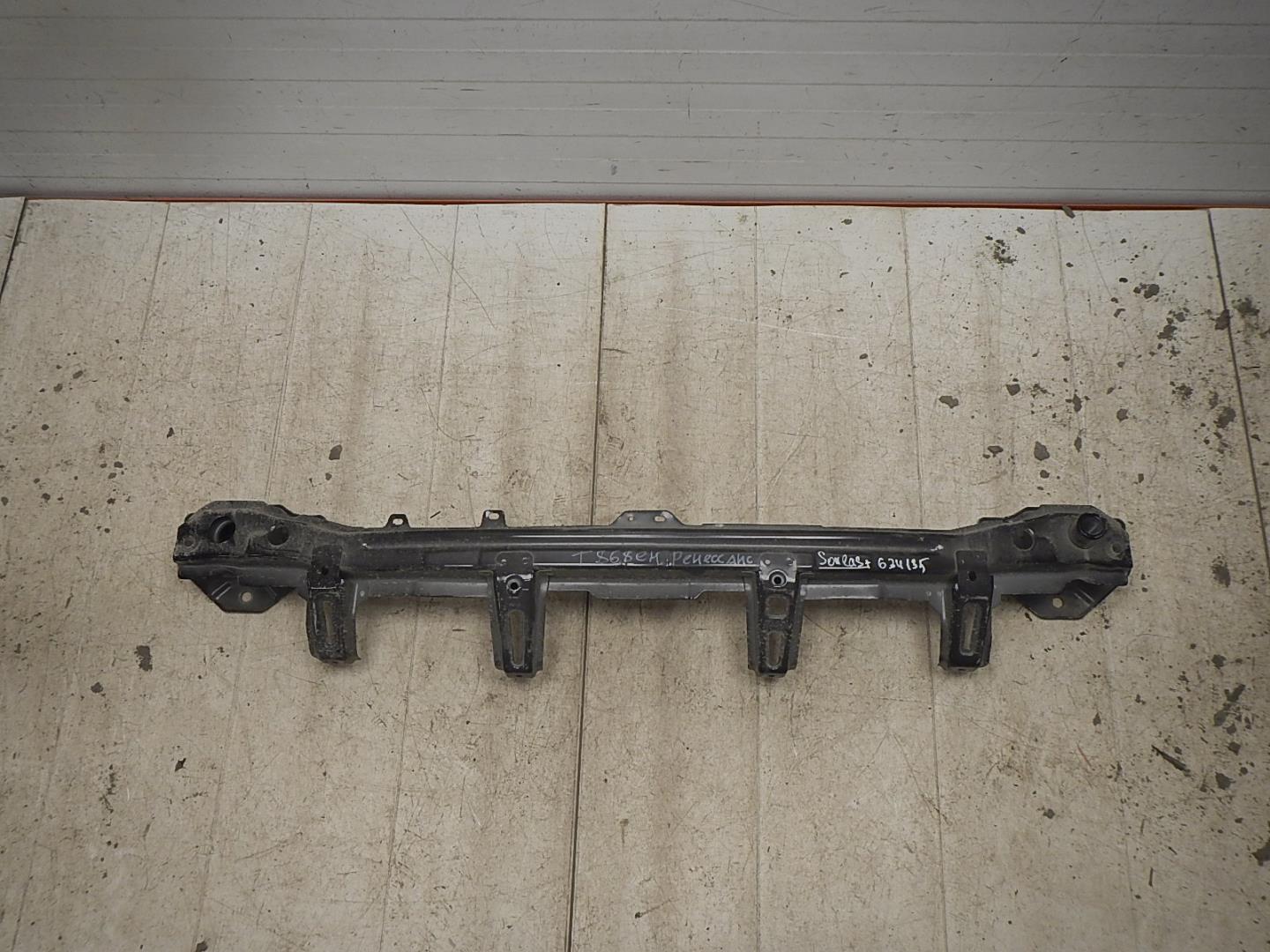 Усилитель заднего бампера