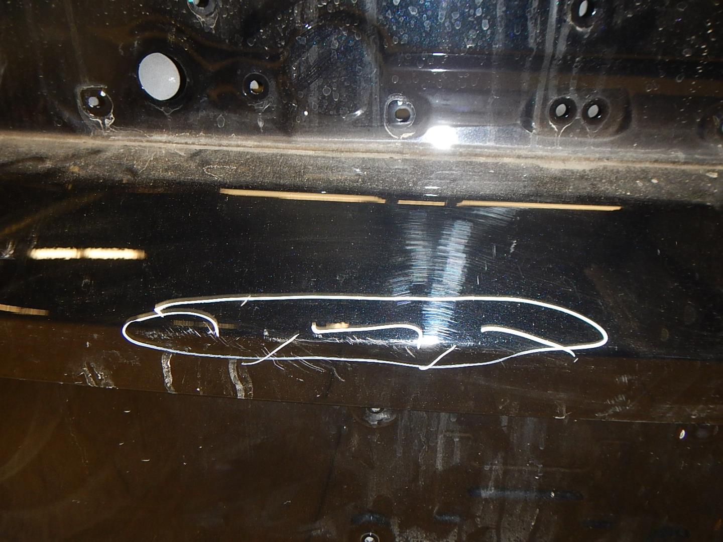 Дверь багажника