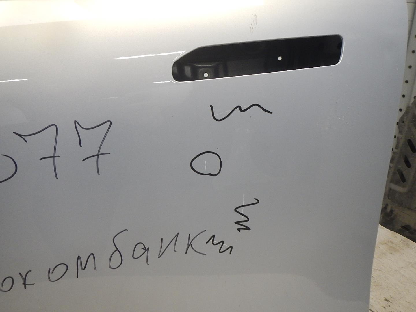 Дверь передняя левая