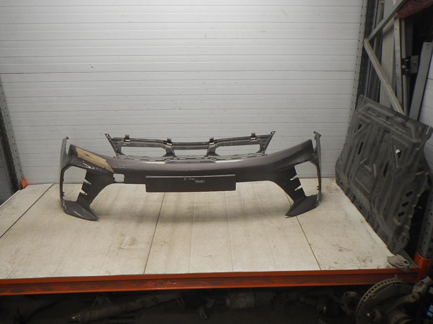 Бампер передний