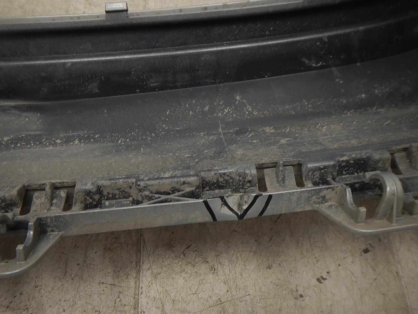 Бампер задний