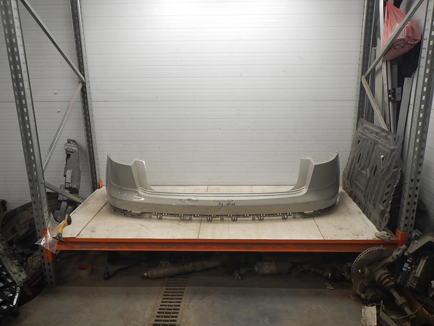 Бампер задний