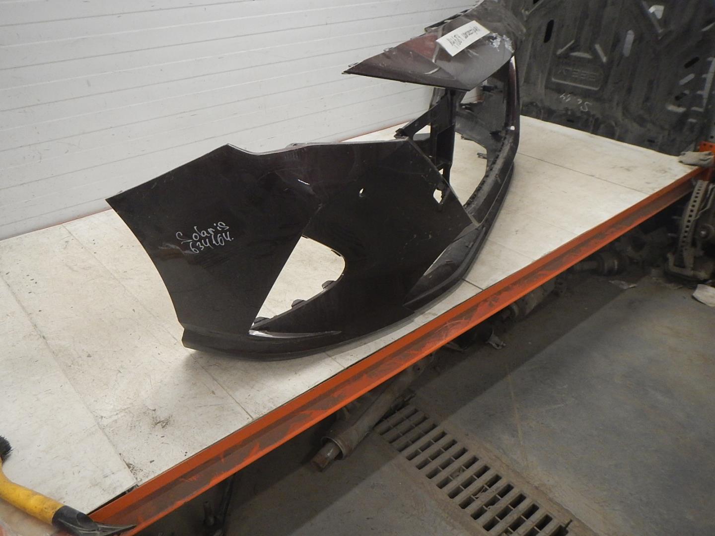 Бампер передний