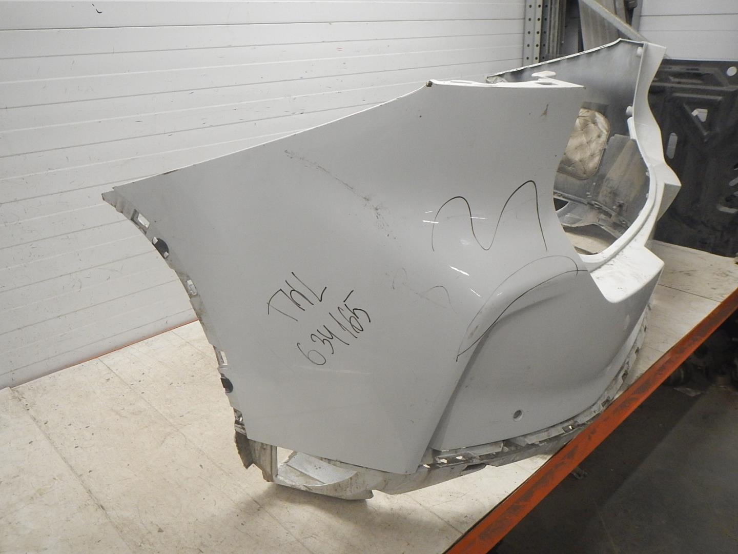 Бампер задний