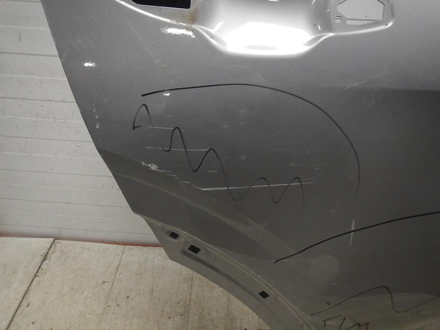 Дверь задняя правая