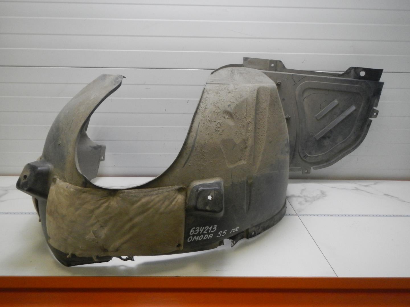 Локер передний правый