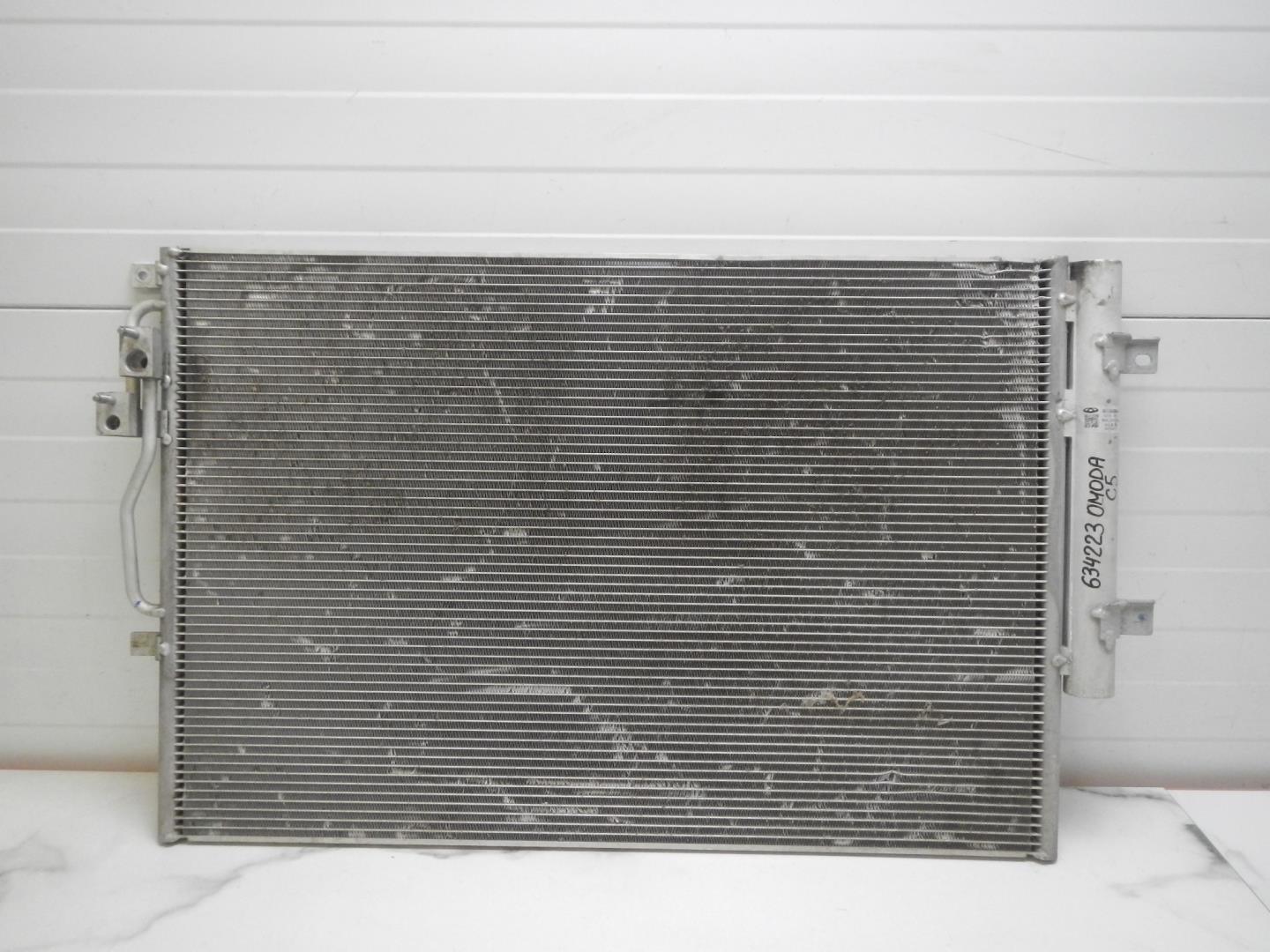 Радиатор кондиционера / конденсер