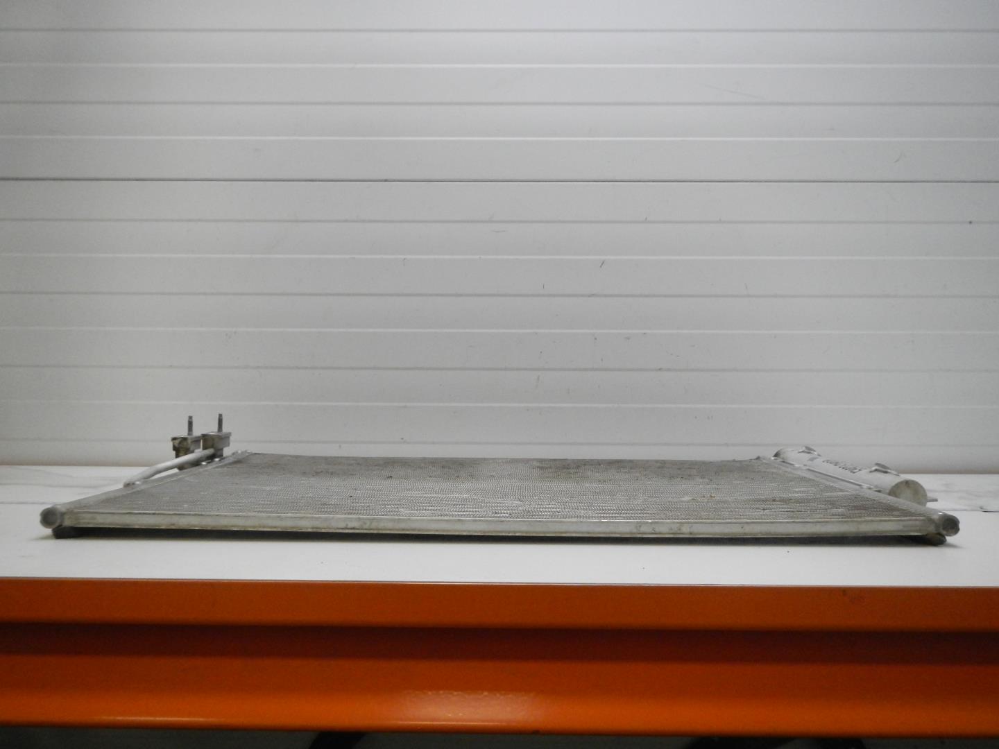 Радиатор кондиционера / конденсер