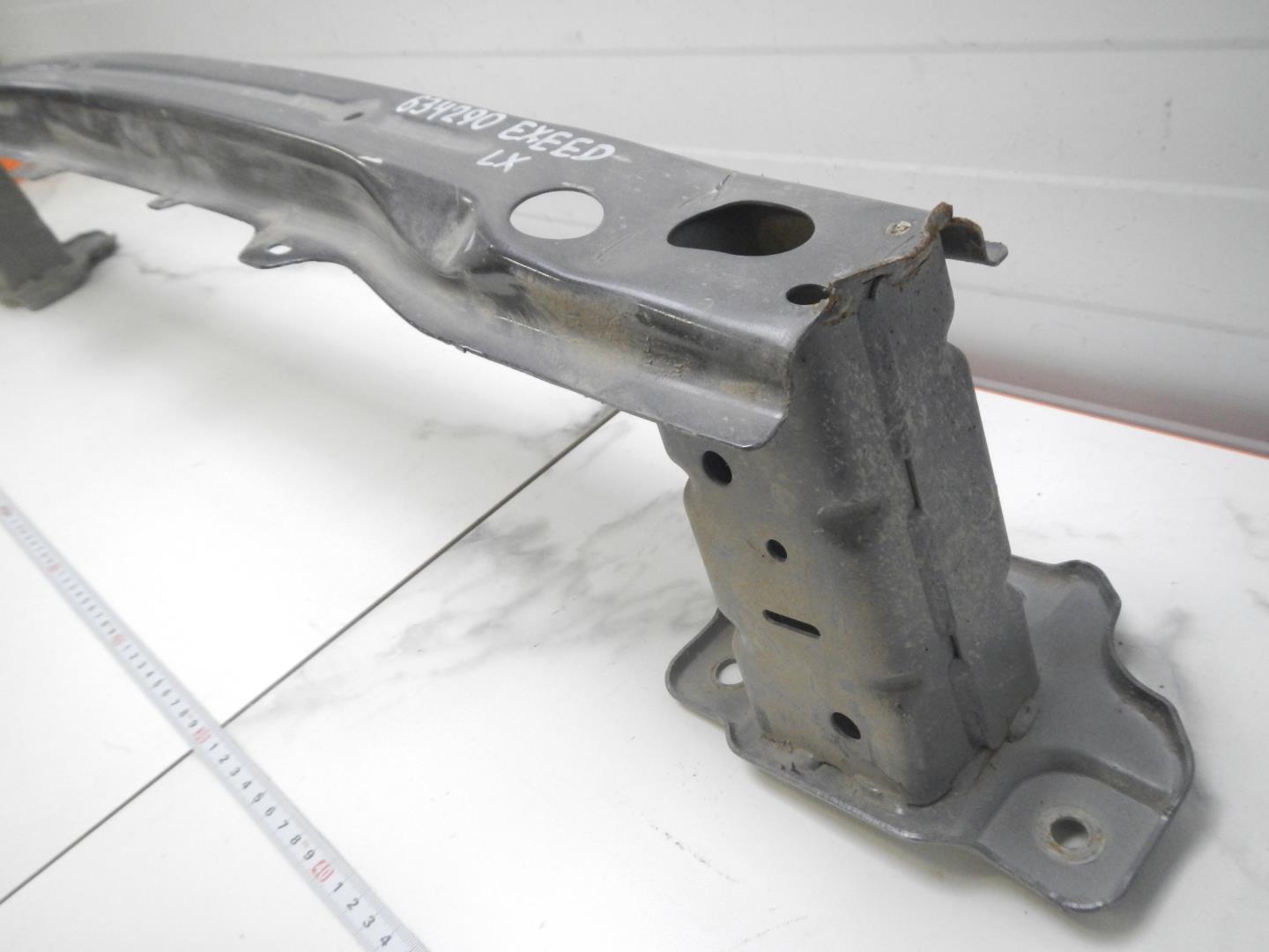 Усилитель заднего бампера