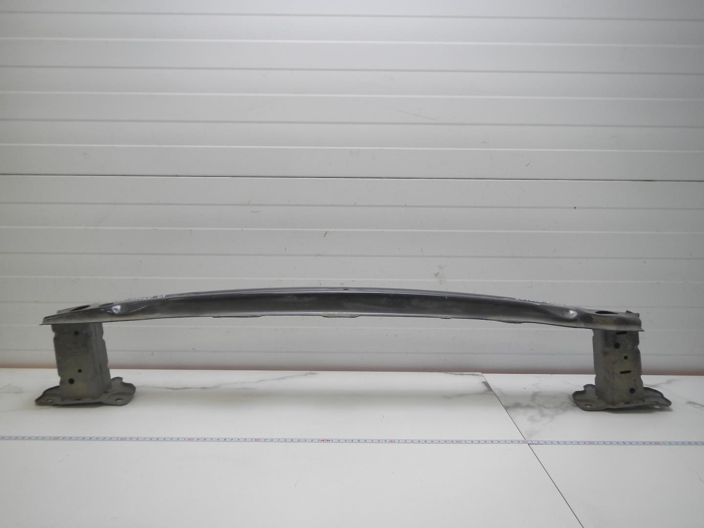 Усилитель заднего бампера