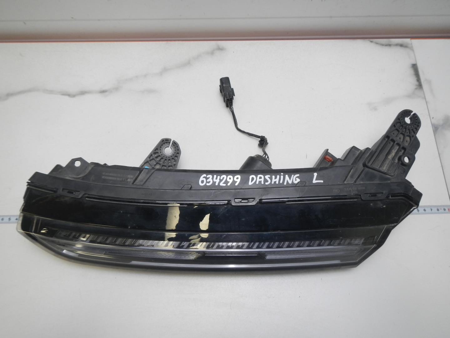 Фара дневного света левая (ходовые огни)