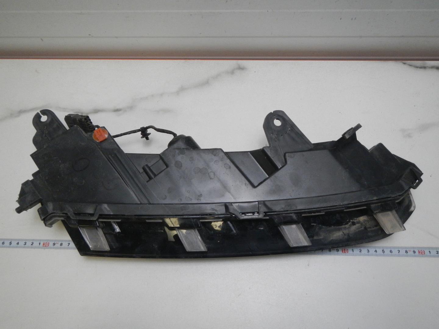 Фара дневного света левая (ходовые огни)