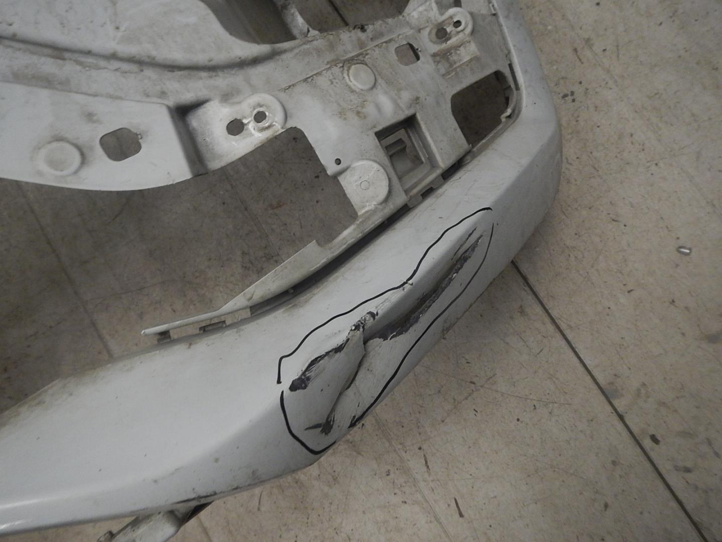 Бампер передний