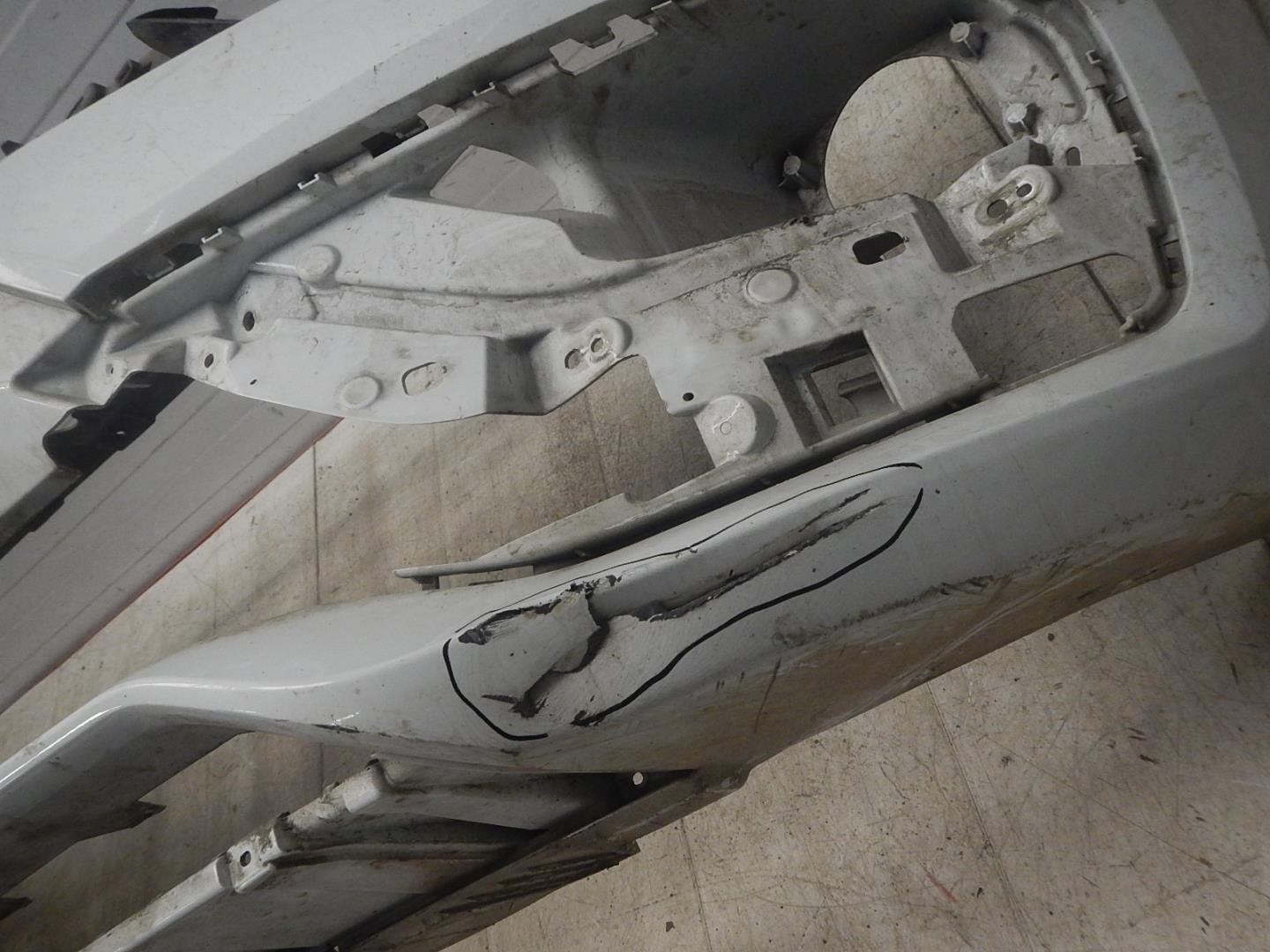 Бампер передний