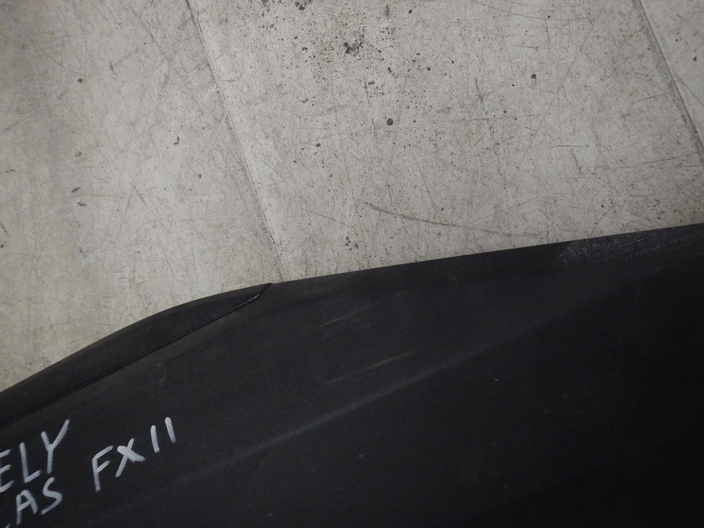 Молдинг задней левой двери