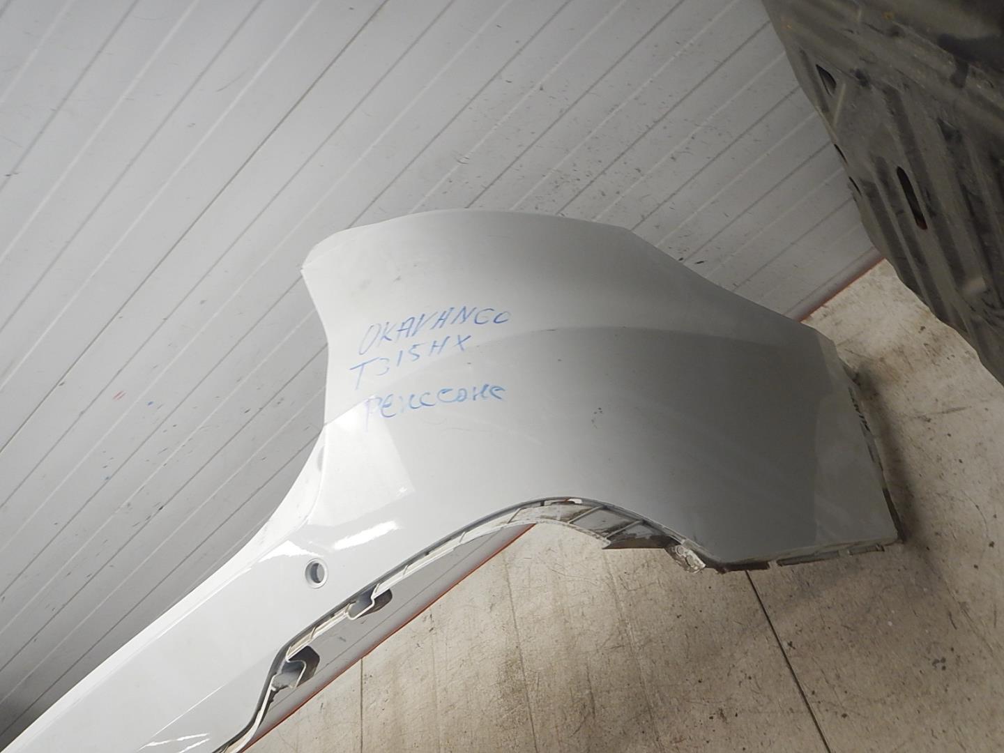 Бампер задний