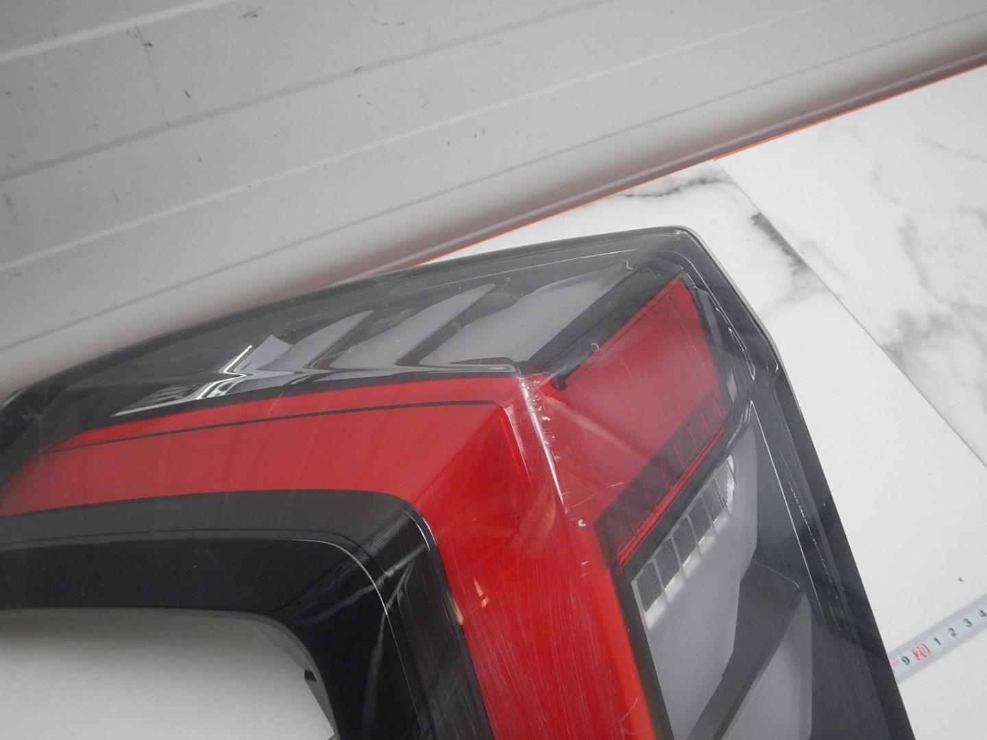 Фонарь задний левый